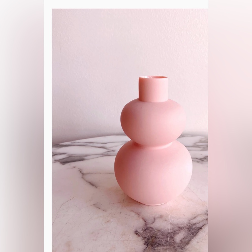 MIDDLE KINGDOM Double Gourd Fine Porcelain Pink Vase